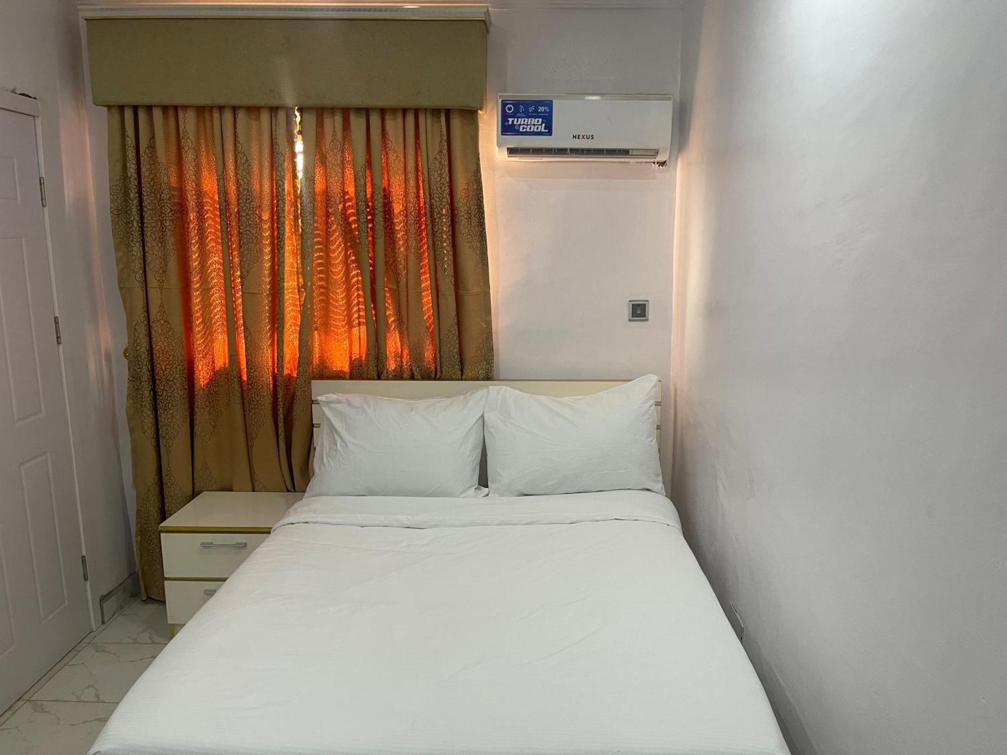 White Gold Hotel อีเคจา ภายนอก รูปภาพ