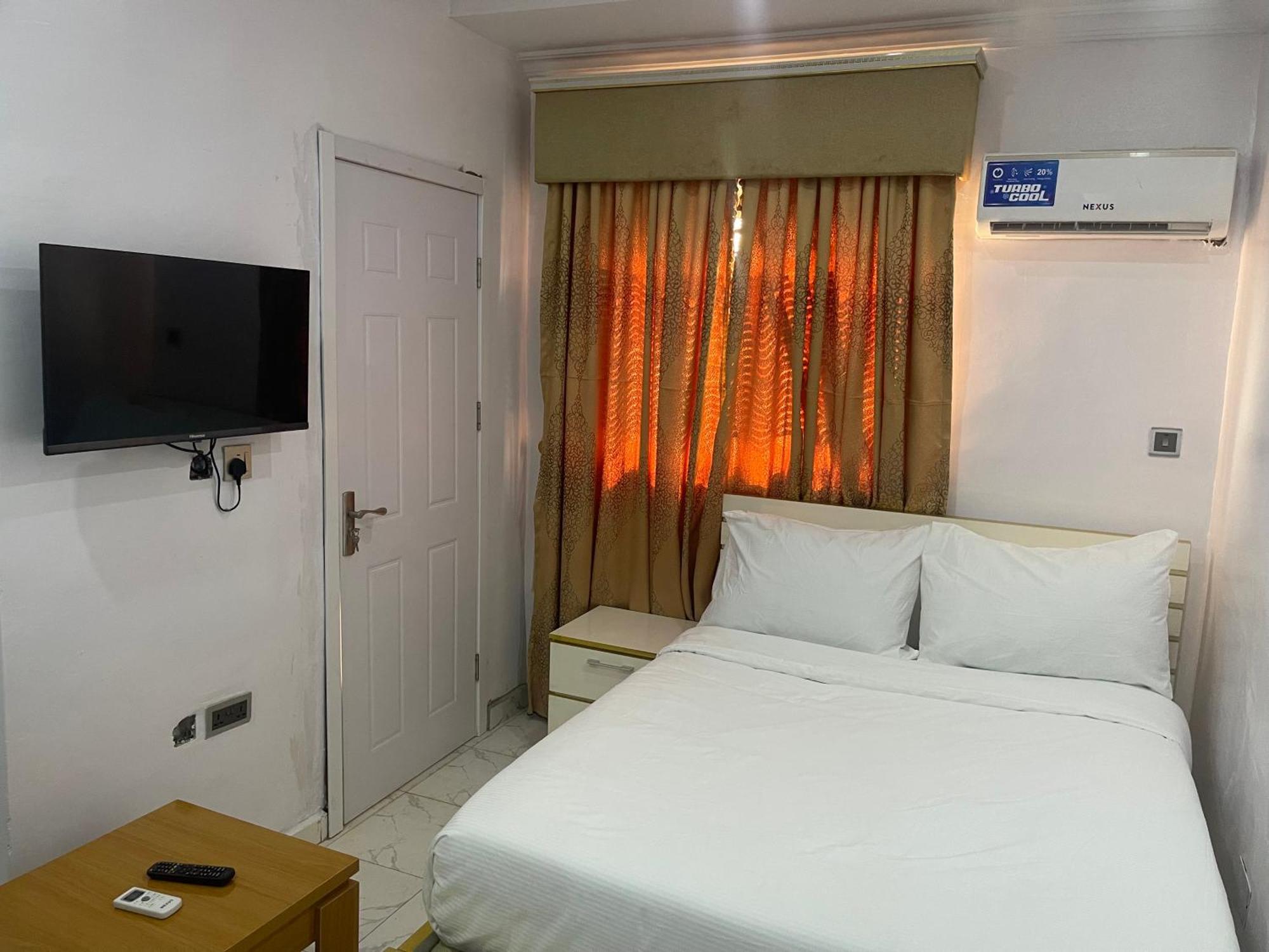 White Gold Hotel อีเคจา ภายนอก รูปภาพ